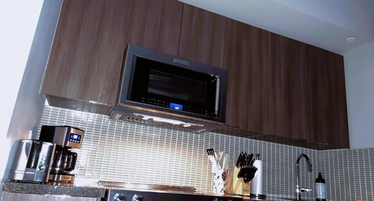 Luxury 2 Bedroom Condo Toronto 0*,
