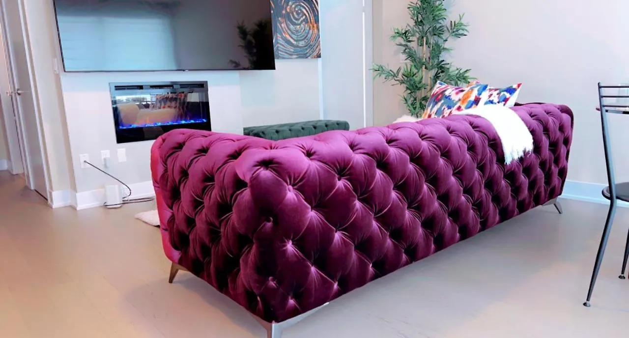 Apartment Luxury 2 Bedroom Condo Toronto Canada