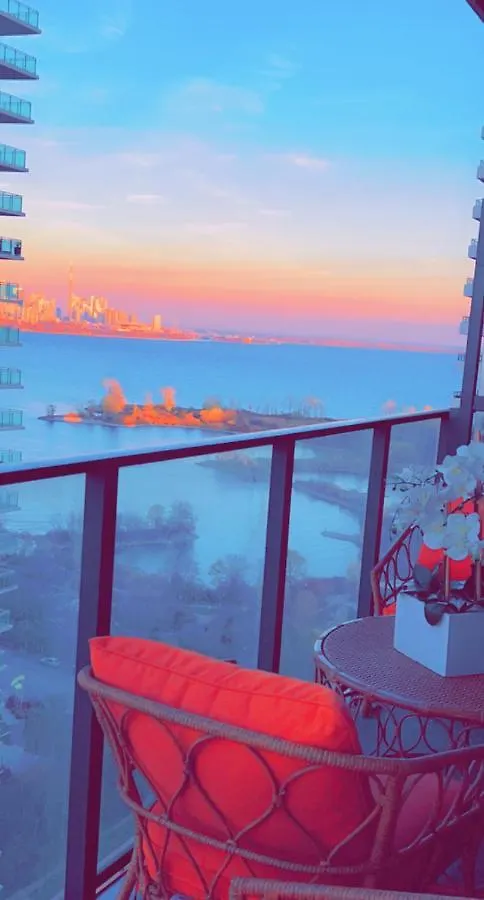 Luxury 2 Bedroom Condo Toronto 0*,  Kanada